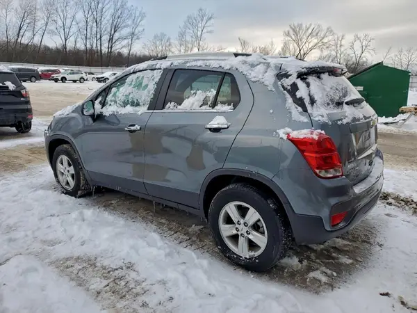KL7CJPSB8KB901123 2019 CHEVROLET TRAX - Image 2