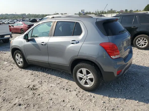 KL7CJPSB8KB917175 2019 CHEVROLET TRAX - Image 2