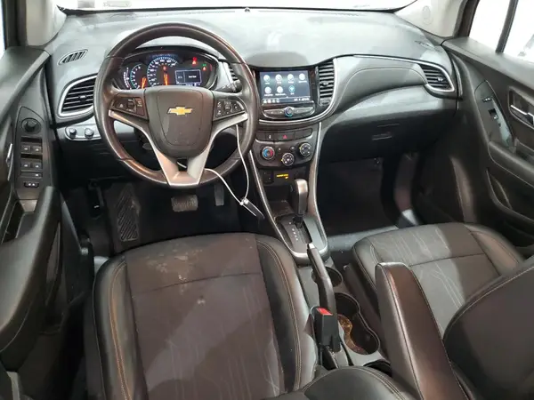 KL7CJPSB8KB932596 2019 CHEVROLET TRAX - Image 8