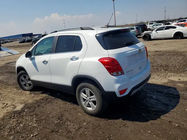 KL7CJPSB8KB932842 2019 CHEVROLET TRAX - Image 2