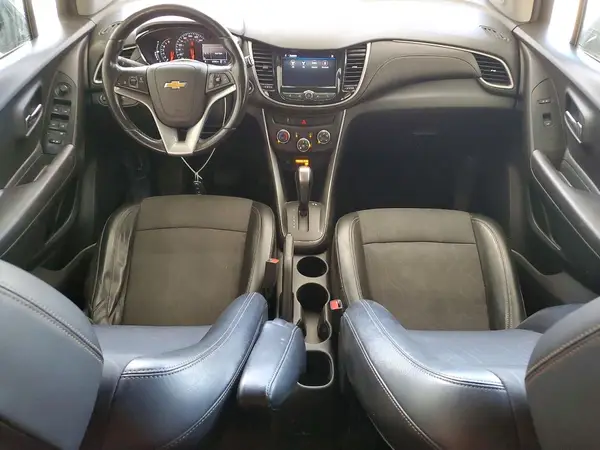 KL7CJPSB8LB008547 2020 CHEVROLET TRAX - Image 8