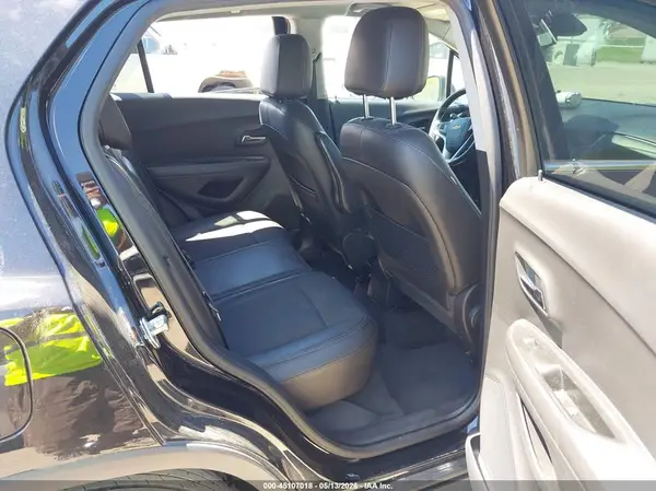 KL7CJPSB8LB012534 2020 CHEVROLET TRAX - Image 8