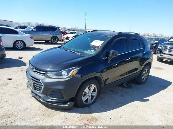 KL7CJPSB8LB038616 2020 CHEVROLET TRAX - Image 2