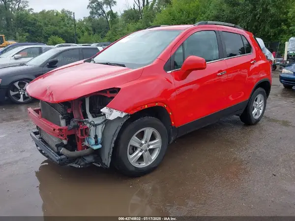 KL7CJPSB8LB339919 2020 CHEVROLET TRAX - Image 2