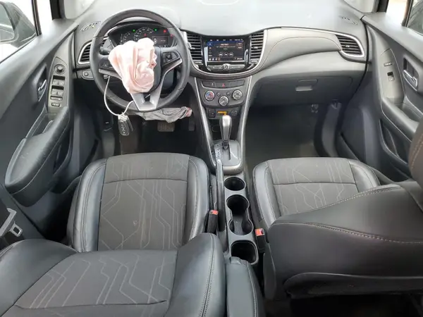 KL7CJPSB8MB333314 2021 CHEVROLET TRAX - Image 8