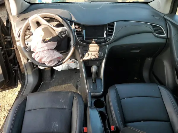 KL7CJPSB8MB333961 2021 CHEVROLET TRAX - Image 8