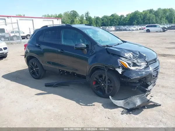 KL7CJPSB8MB340022 2021 CHEVROLET TRAX - Image 1