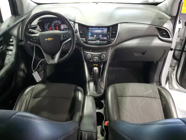 KL7CJPSB8MB356253 2021 CHEVROLET TRAX - Image 8