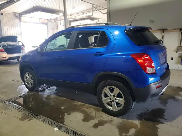 KL7CJPSB9GB528942 2016 CHEVROLET TRAX - Image 2
