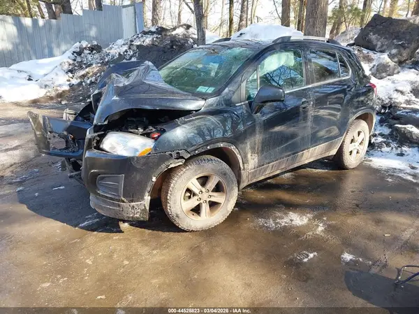 KL7CJPSB9GB540296 2016 CHEVROLET TRAX - Image 2
