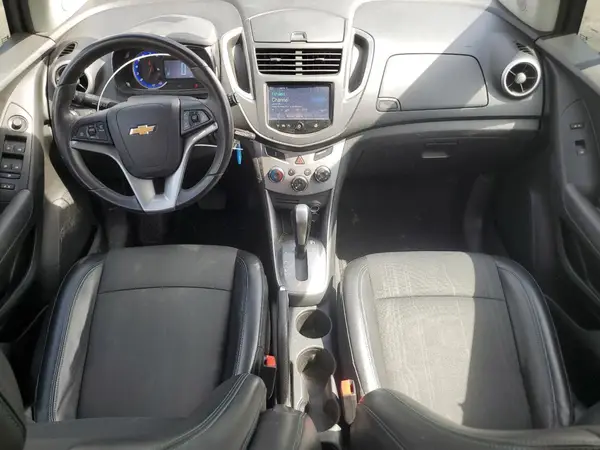 KL7CJPSB9GB563268 2016 CHEVROLET TRAX - Image 8