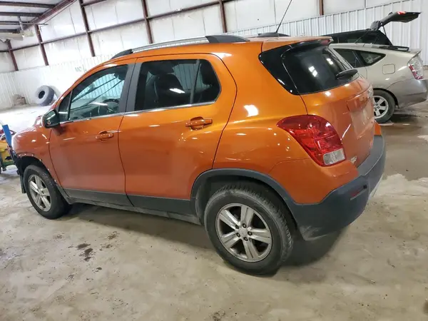 KL7CJPSB9GB571404 2016 CHEVROLET TRAX - Image 2
