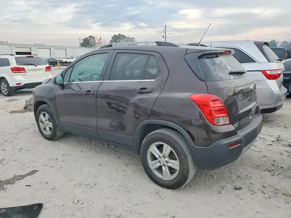 KL7CJPSB9GB571547 2016 CHEVROLET TRAX - Image 2