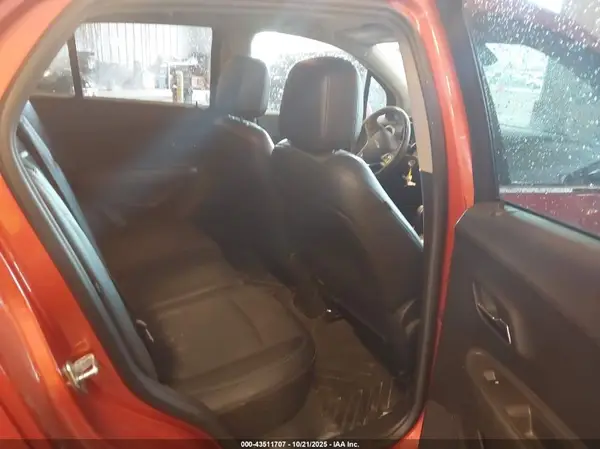 KL7CJPSB9GB700015 2016 CHEVROLET TRAX - Image 8