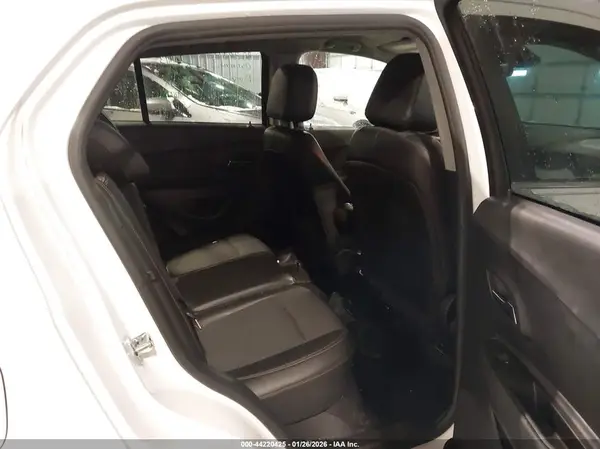KL7CJPSB9HB208991 2017 CHEVROLET TRAX - Image 8