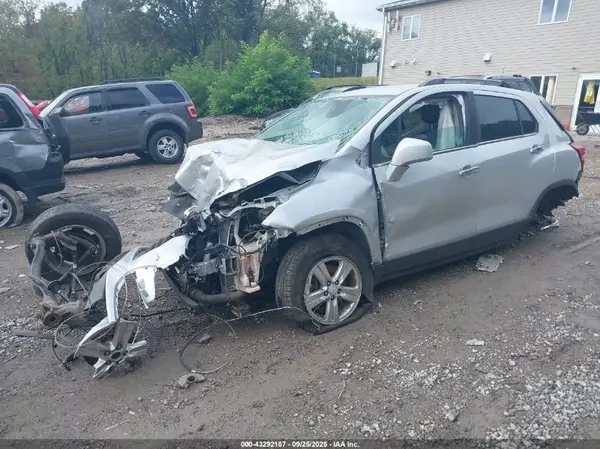 KL7CJPSB9HB241019 2017 CHEVROLET TRAX - Image 2