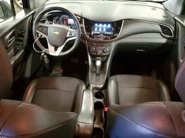 KL7CJPSB9JB617949 2018 CHEVROLET TRAX - Image 8