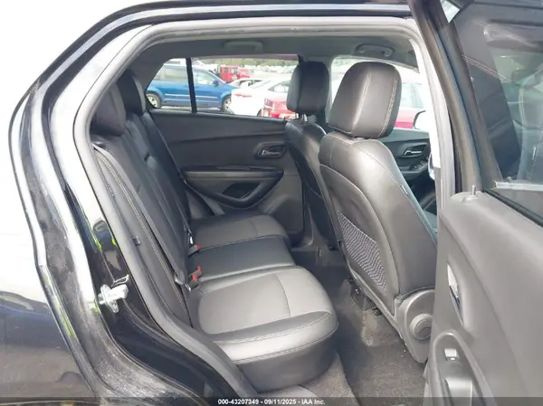 KL7CJPSB9KB789576 2019 CHEVROLET TRAX - Image 8