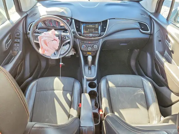 KL7CJPSB9KB809745 2019 CHEVROLET TRAX - Image 8