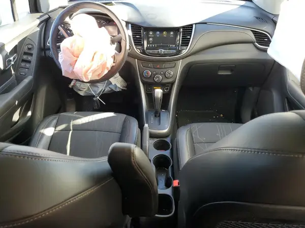 KL7CJPSB9KB828974 2019 CHEVROLET TRAX - Image 8