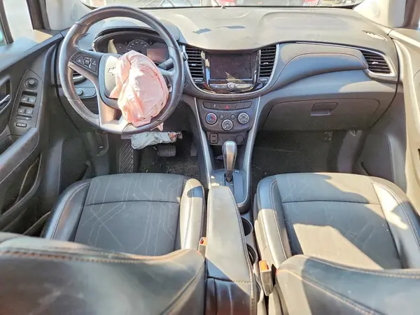KL7CJPSB9KB879634 2019 CHEVROLET TRAX - Image 8