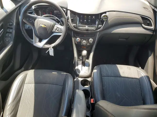 KL7CJPSB9KB888916 2019 CHEVROLET TRAX - Image 8