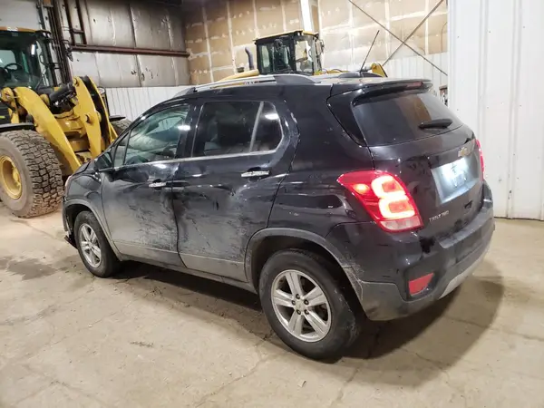 KL7CJPSB9KB918643 2019 CHEVROLET TRAX - Image 2