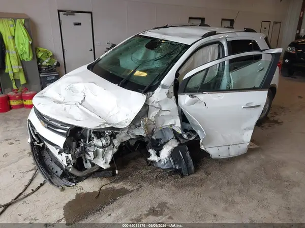 KL7CJPSB9KB922949 2019 CHEVROLET TRAX - Image 2