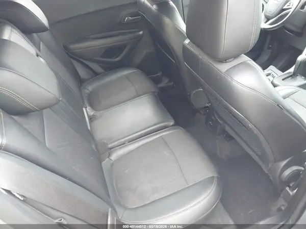 KL7CJPSB9KB928475 2019 CHEVROLET TRAX - Image 8
