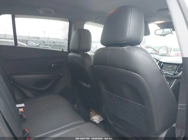 KL7CJPSB9KB931778 2019 CHEVROLET TRAX - Image 8
