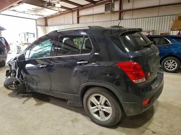 KL7CJPSB9KB933062 2019 CHEVROLET TRAX - Image 2
