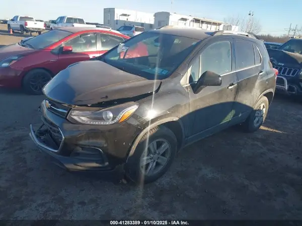 KL7CJPSB9LB001171 2020 CHEVROLET TRAX - Image 2