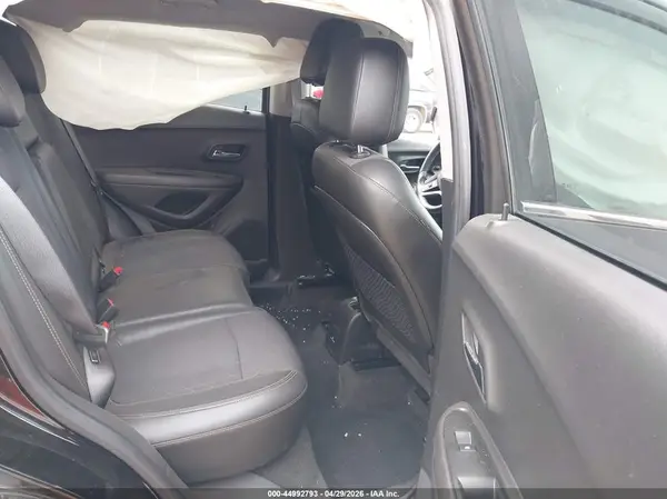 KL7CJPSB9LB007584 2020 CHEVROLET TRAX - Image 8