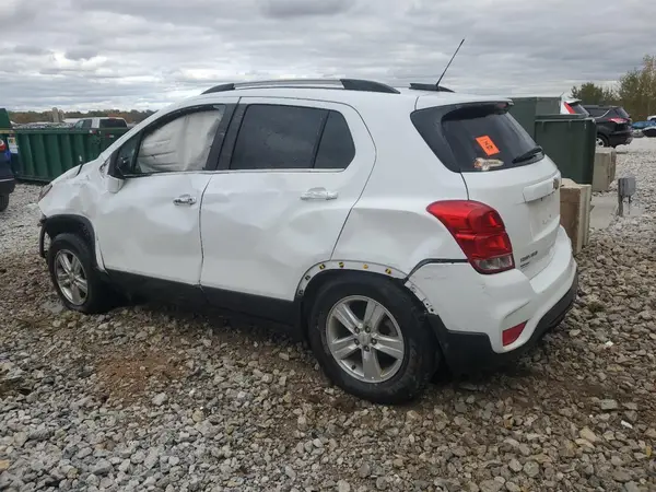 KL7CJPSB9LB007665 2020 CHEVROLET TRAX - Image 2