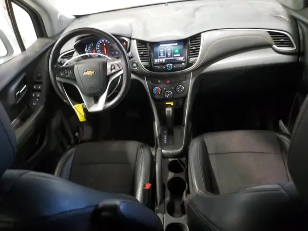 KL7CJPSB9LB008864 2020 CHEVROLET TRAX - Image 8