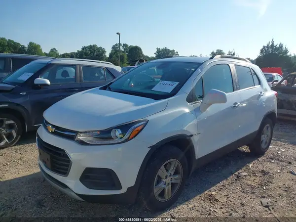 KL7CJPSB9LB024319 2020 CHEVROLET TRAX - Image 2
