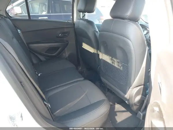 KL7CJPSB9LB024319 2020 CHEVROLET TRAX - Image 8