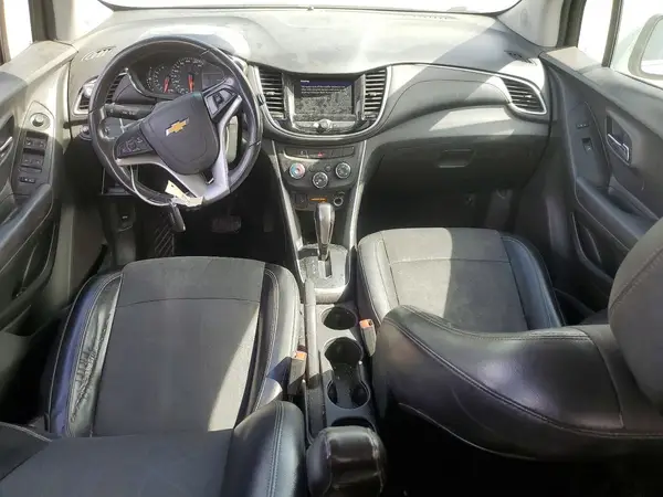 KL7CJPSB9LB026331 2020 CHEVROLET TRAX - Image 8
