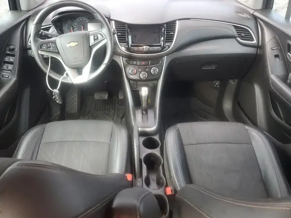 KL7CJPSB9LB056686 2020 CHEVROLET TRAX - Image 8