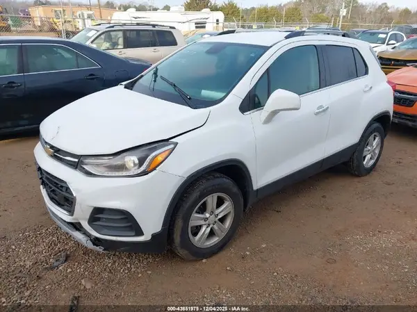 KL7CJPSB9LB064772 2020 CHEVROLET TRAX - Image 2