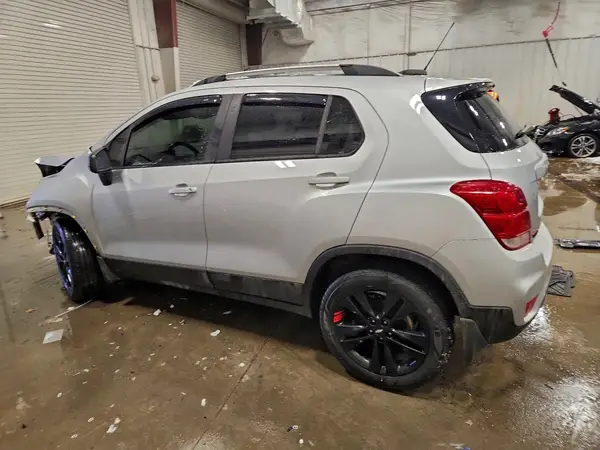 KL7CJPSB9LB324121 2020 CHEVROLET TRAX - Image 2