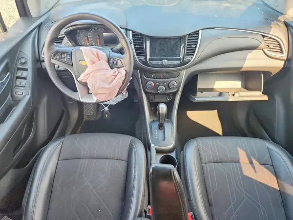 KL7CJPSB9LB343235 2020 CHEVROLET TRAX - Image 8