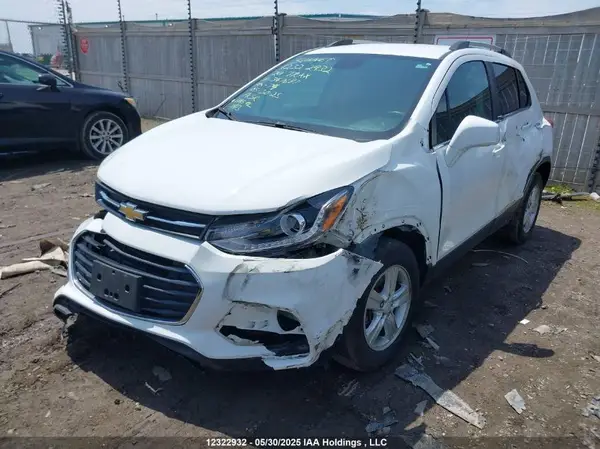 KL7CJPSB9LB347687 2020 CHEVROLET TRAX - Image 2