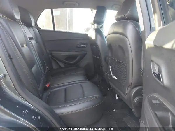 KL7CJPSB9MB302959 2021 CHEVROLET TRAX - Image 8