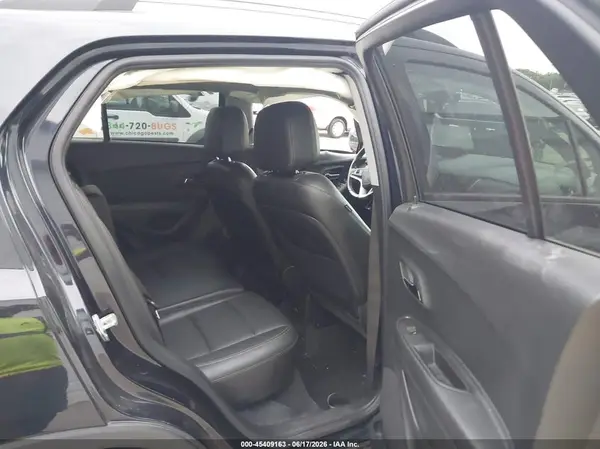 KL7CJPSB9MB313489 2021 CHEVROLET TRAX - Image 8