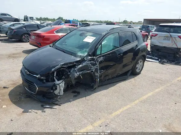 KL7CJPSB9MB327909 2021 CHEVROLET TRAX - Image 2