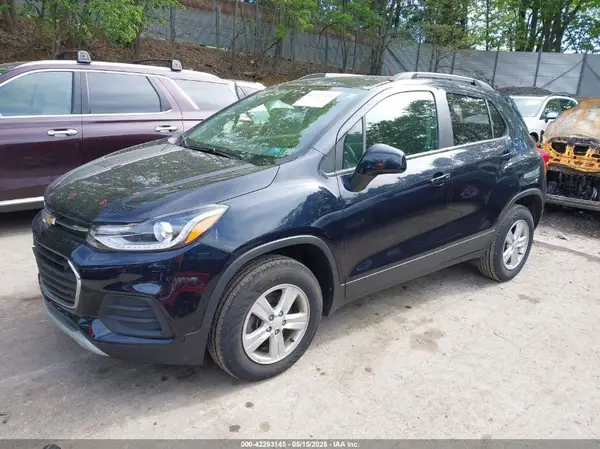 KL7CJPSB9MB328963 2021 CHEVROLET TRAX - Image 2