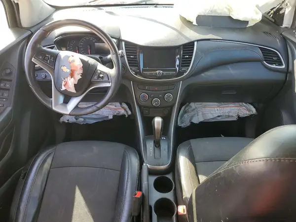 KL7CJPSB9MB340501 2021 CHEVROLET TRAX - Image 8