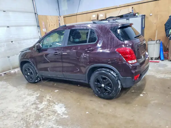 KL7CJPSB9MB343656 2021 CHEVROLET TRAX - Image 2