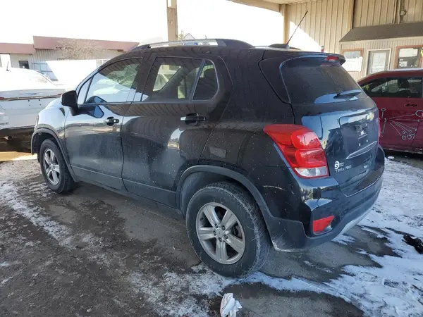 KL7CJPSB9MB345732 2021 CHEVROLET TRAX - Image 2